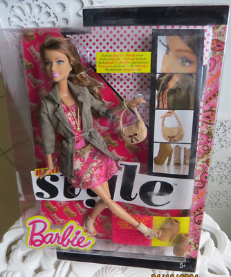 NRFB doll 2014 BARBIE STYLE GLAM 100+Poses TERESA faux cils Robe imprimée CFM78