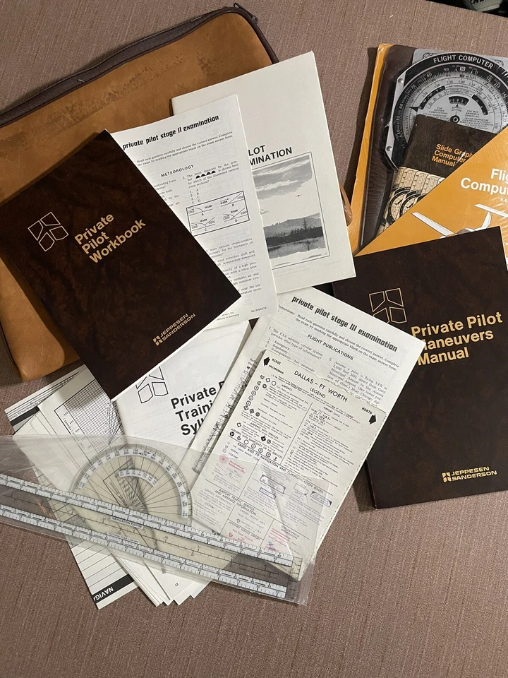 Jeppesen Private Pilot Kit VFR 1981 Navigation Plotter Flight Computer Unused - Image 2 of 4