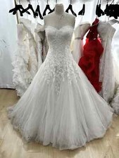 Elegant Appliques Strapless Wedding Dresses Lace-up Back Ball Gown Bridal Gowns
