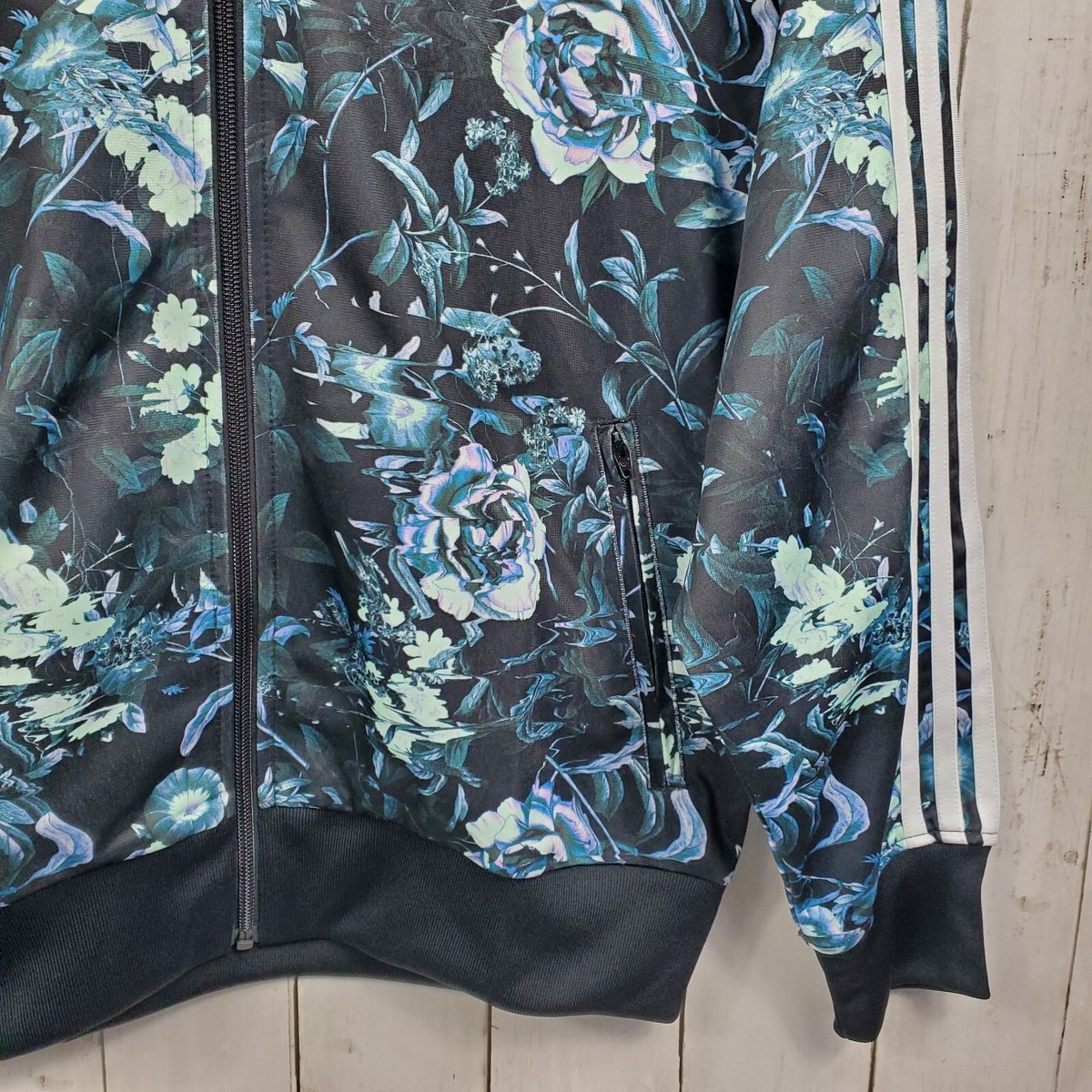adidas x Originals Floral Firebird Track Jacket 3 Stripes adidas x Originals Floral Firebird Track Jacket 3 Stripes