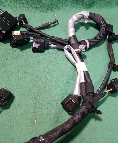 RANGE ROVER SPORT 4.4 V8 ENGINE WIRING HARNESS LOOM NEW LR070553 - Picture 9 of 10