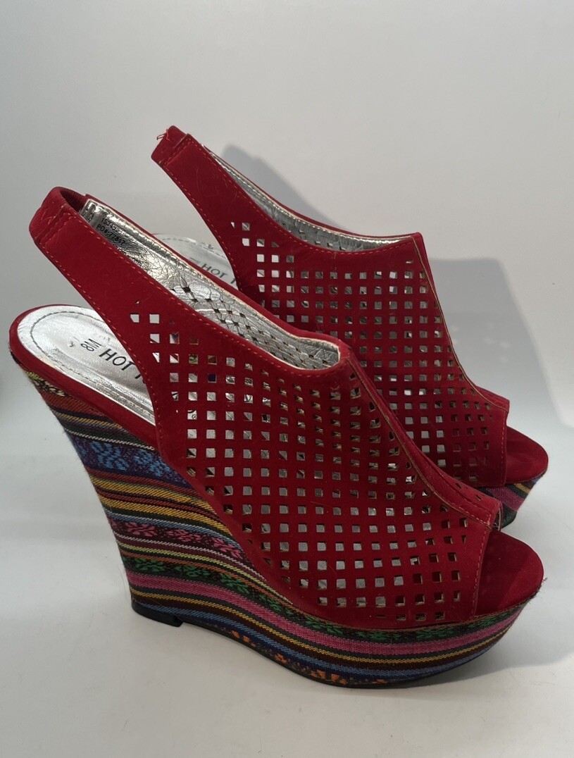 Hot Tomato (Sz 8) Red Faux Suede Shoes Wedges Peep Toe 5.5” Heels