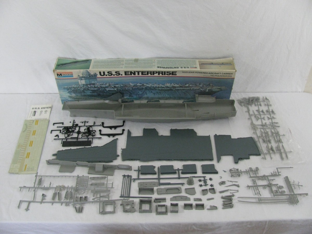 1978 Monogram 1/400 U.S.S. Enterprise Nuclear Powered Aircraft