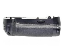 Nikon MB-D17 Battery Grip