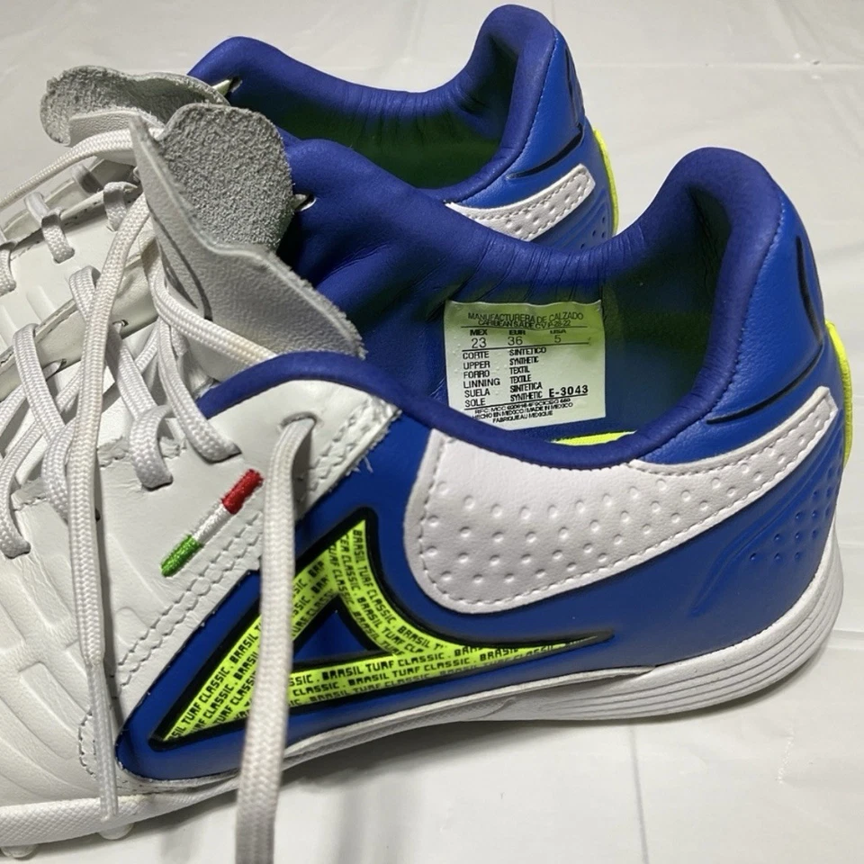 Pirma Kids Soccer Cleats Turf Style Size 5 US Mexico Size 23 Made In Mexico - Image 2 of 4