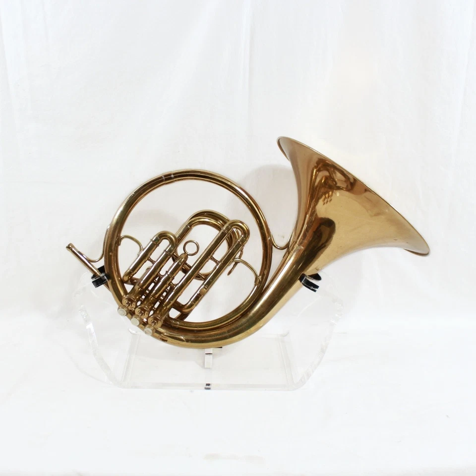 Vintage años 30 C.G. Melofón de pistón Conn "Naked Lady" 4E con boquilla y estuche Foto 2 de 4