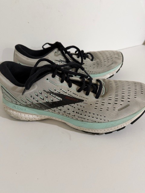 ghost sneakers - image 2