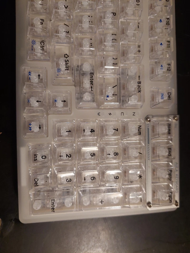 Teclado mecánico transparente Aula F98 intercambiable en caliente inalámbrico cristal lubricado lineal Foto 2 de 4