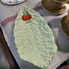 VINTAGE CARLTON WARE LETTUCE LEAF AND TOMATO SERVING DISH / PLATE 9"