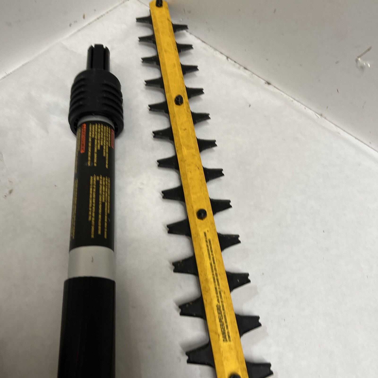 DeWalt DCPH820B 20V MAX 22 in. Pole Hedge Trimmer (Tool Only) 92