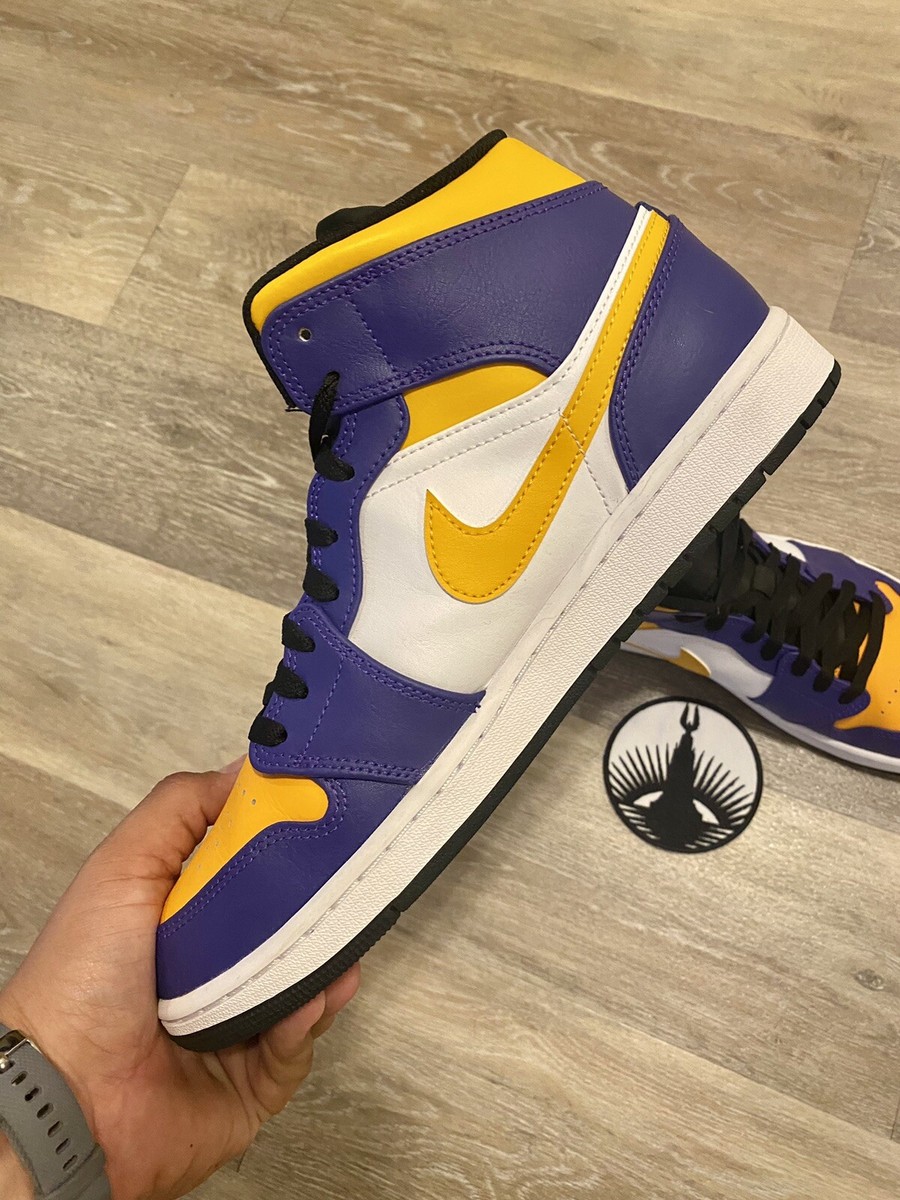 Nike Air Jordan 1 Mid 'Lakers' Dark Concord Taxi White DQ8426-517