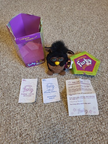 1998 Furby Black and Brown Vintage Interactive Collectible Tiger Brand - Picture 2 of 11