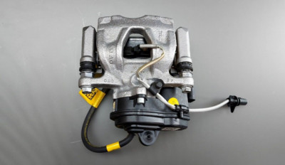 Original VW Audi AG A6 C8 TRW Bremssattel Silber mit Bremsbelag 4K0406 ACR001
