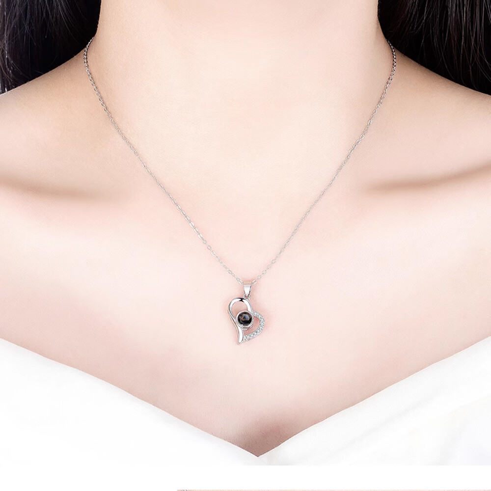 Valentine's Day Jewelry Gift Birthday Gift Projection Pendant Necklace Collarbon