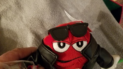 M&M's Valentine Galerie Red Black Leather Jacket w/ Rose Plush 8" Poseable NEW - Picture 3 of 17