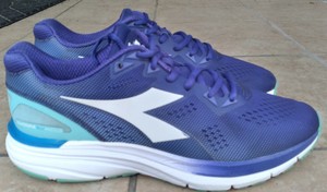 diadora mythos blushield 3 womens