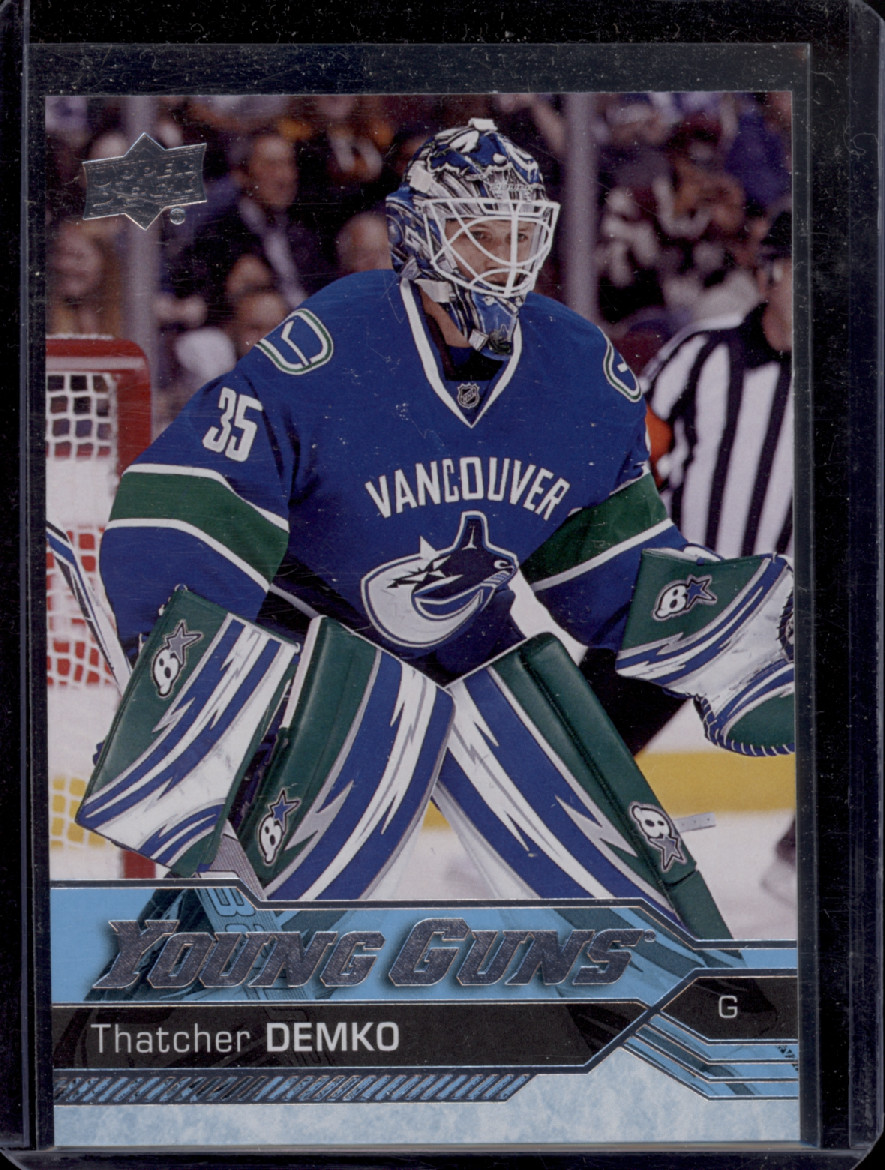 2016-17 Upper Deck Series 2 Thatcher Demko Young Guns #472 Rookie RC