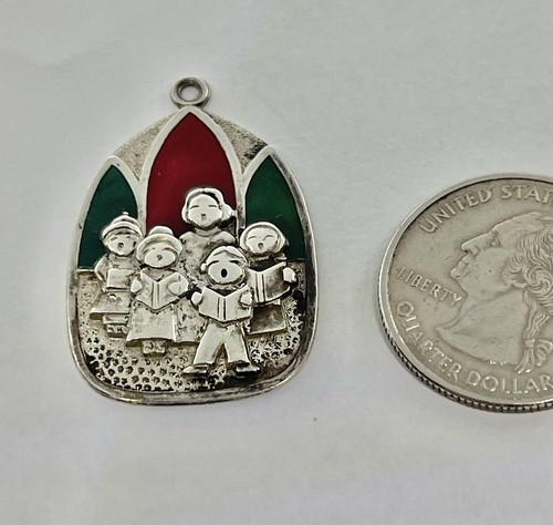 Vintage Sarah Coventry 1972 Christmas Choir Enamel Bracelet Charm Pendant Fob - Picture 3 of 3