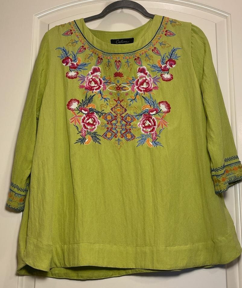 Calessa Womens Lime Green Tunic with multicolored floral embroidery SZ Large