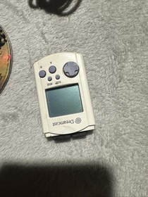 Sega Dreamcast HKT-3020 NTSC Console Bundle, 2 Controllers, 1 VMU & 6 Games!