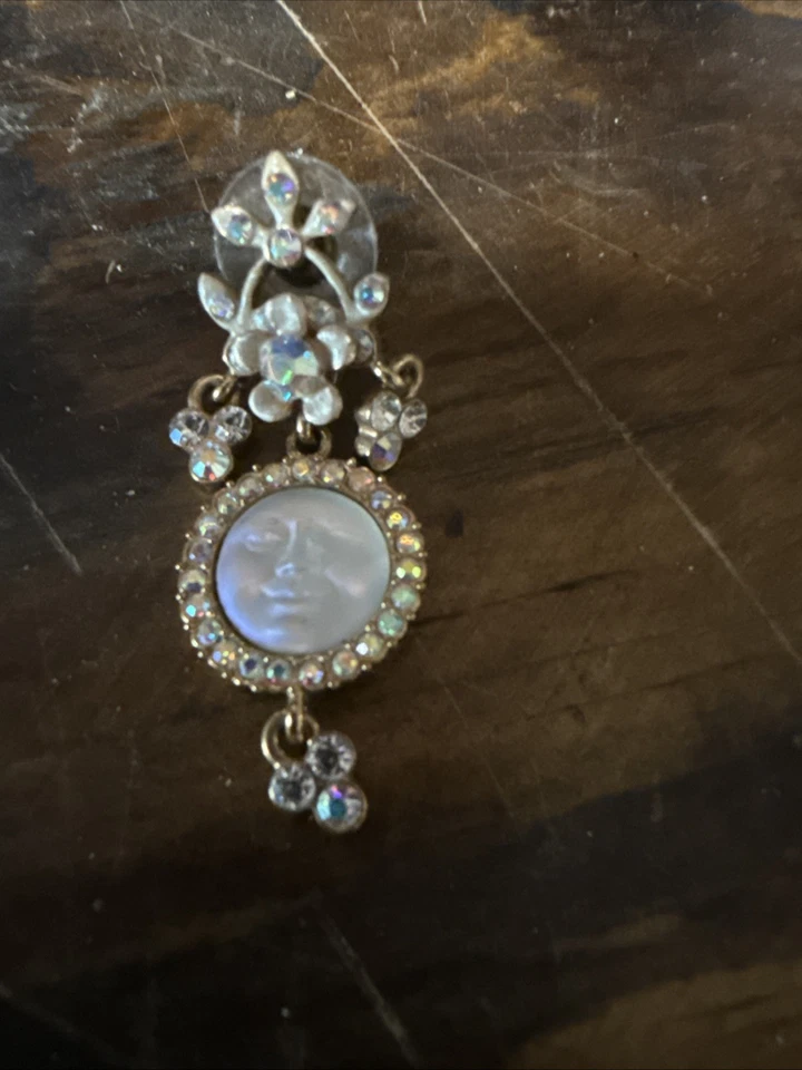 1* Pendiente colgante vintage Kirks Folly cara luna iridiscente estrás cuentagotas Foto 2 de 3