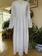 ZARA    White Cotton  Broderie  Anglaise   Dress  Size S   Made In India