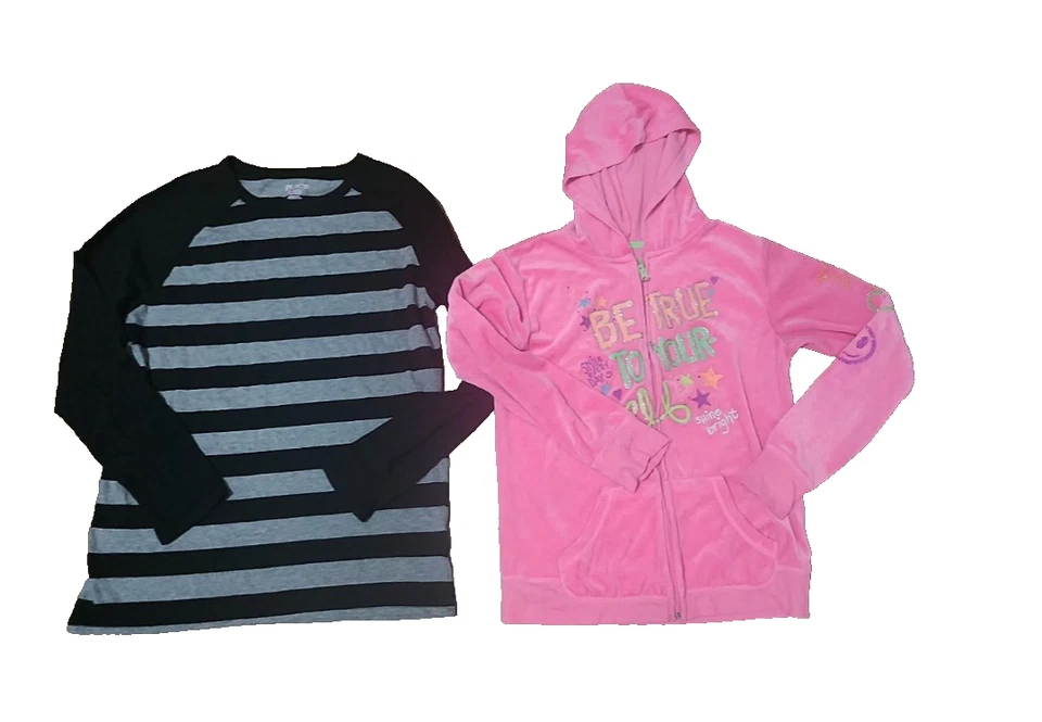 EUC Huge Lot Of Girls Casual Clothes 15-20 pieces WINTER  Girls Size 10-12 - Image 2 of 4