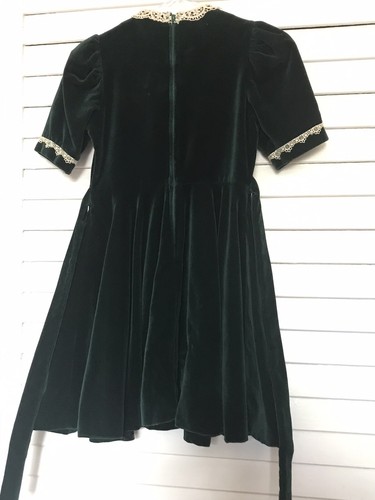 Molly’s Green Christmas Dress - Picture 3 of 4