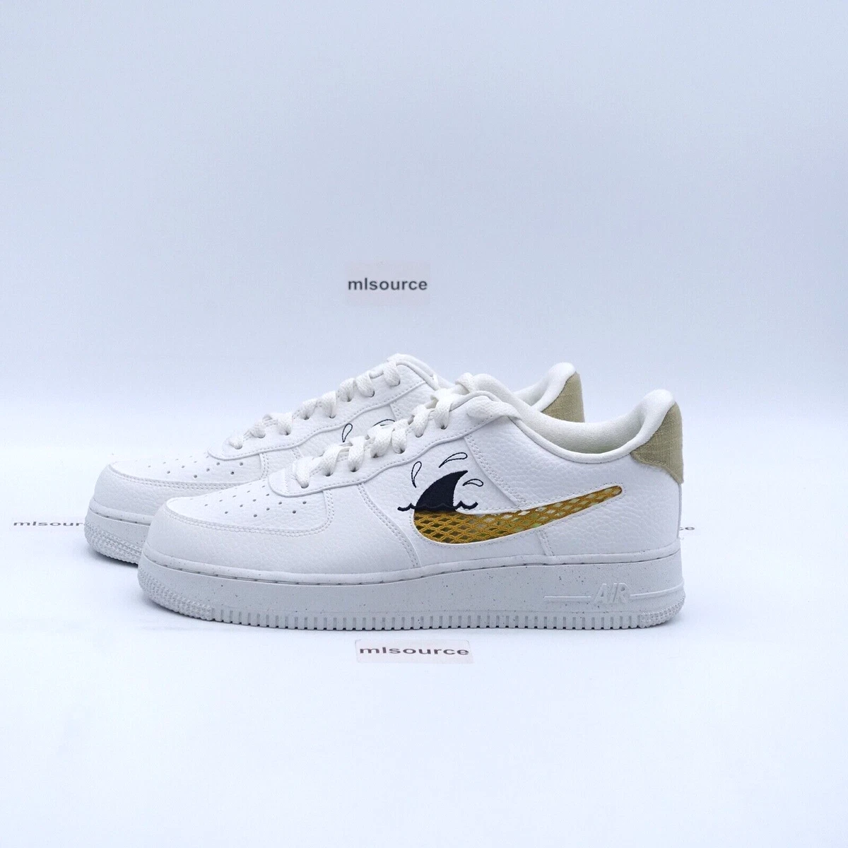 Size 8.5 Men's / 10 Women's Nike Air Force 1 '07 LV8 Sun Club Sneaker  DM0117-100