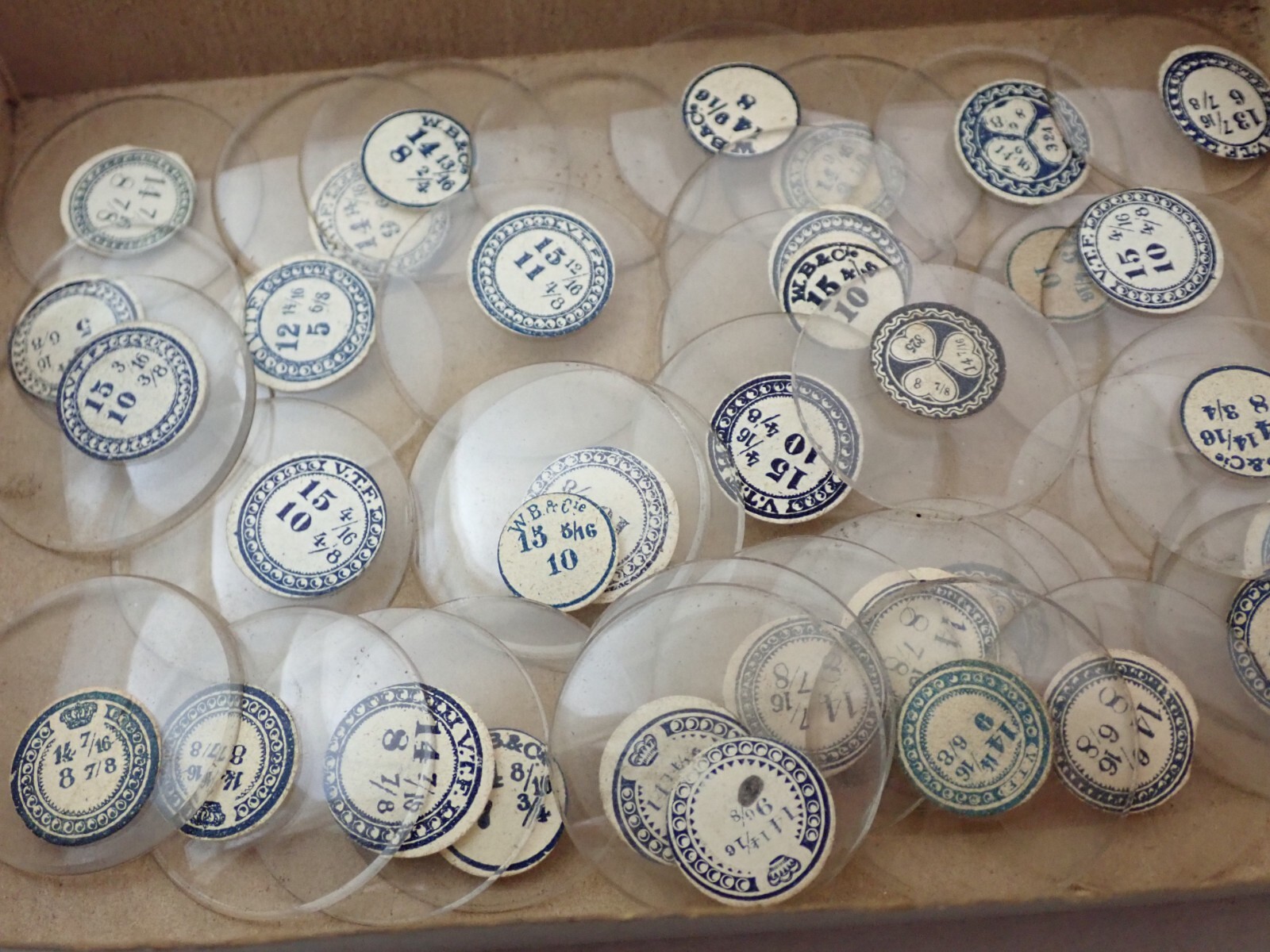 LOT OF 35 ANTIQUE GLASS THICK OPEN FACE SMALLER SIZE POCKET WATCH