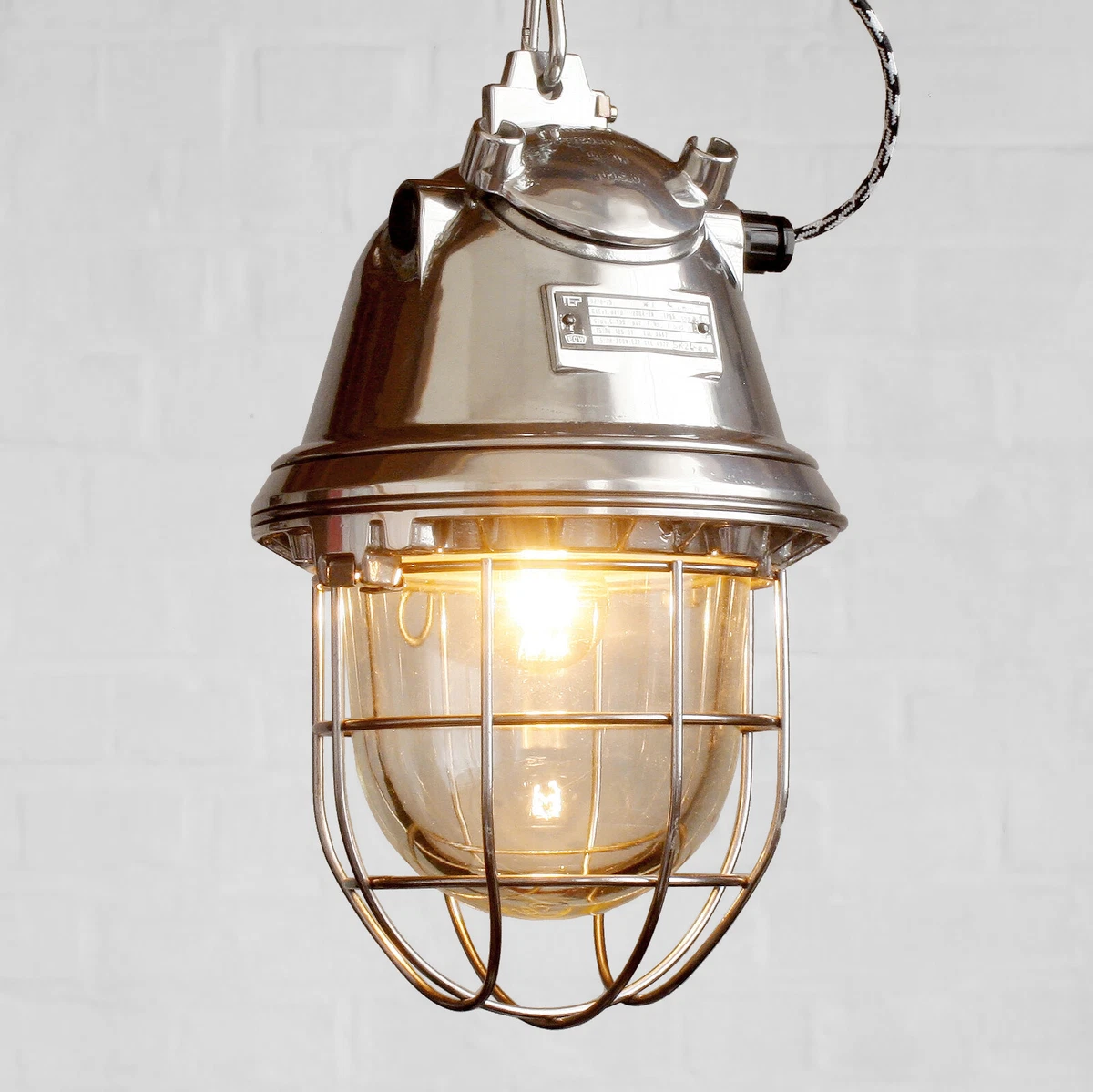 Fabriklampe Industrie Bunker Leuchte Original Vintage Ex Gitter