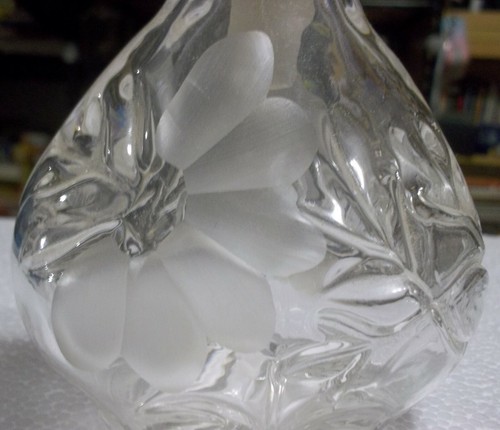 Vintage PRINCESS HOUSE Crystal Perfume Bottle Etched Satin Glass Flowers - Picture 4 of 20