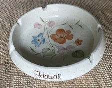 Pic Tic USA VTG Speckle 5 Rest Holder Floral Speckle Trinket Ashtray Rare