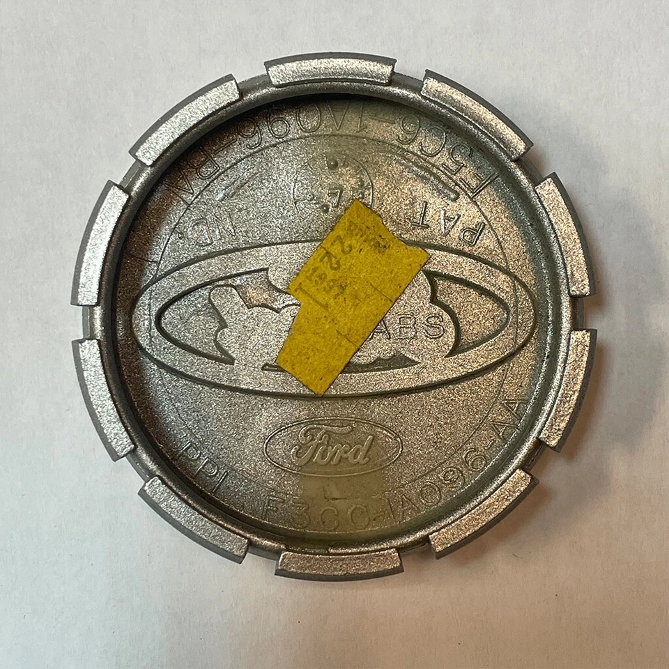🔥 Tapa central única plateada OEM 🔥 para 98-02 Ford ESCORT F5C6-1A096-BA 560-03247 Foto 4 de 4
