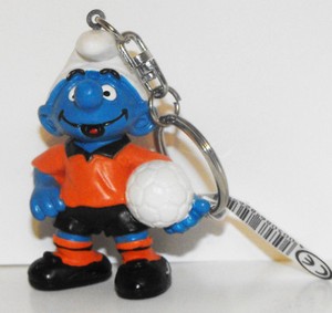 Dutch-Soccer-Smurf-with-Orange-Shirt-Figurine-Key-Chain-Promotional-Figure