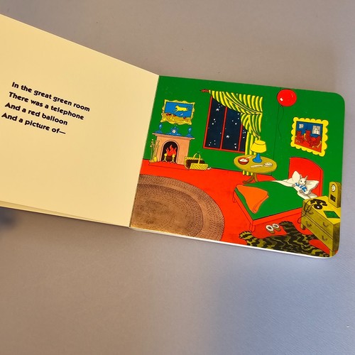 Classic Childrens Book Lot Eric Carle Very Hungry Caterpillar Goodnight Moon - Picture 22 of 24