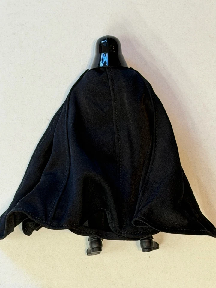 Bandai S.H. Figuarts Star Wars Darth Vader Figure Mafex - Image 3 of 4