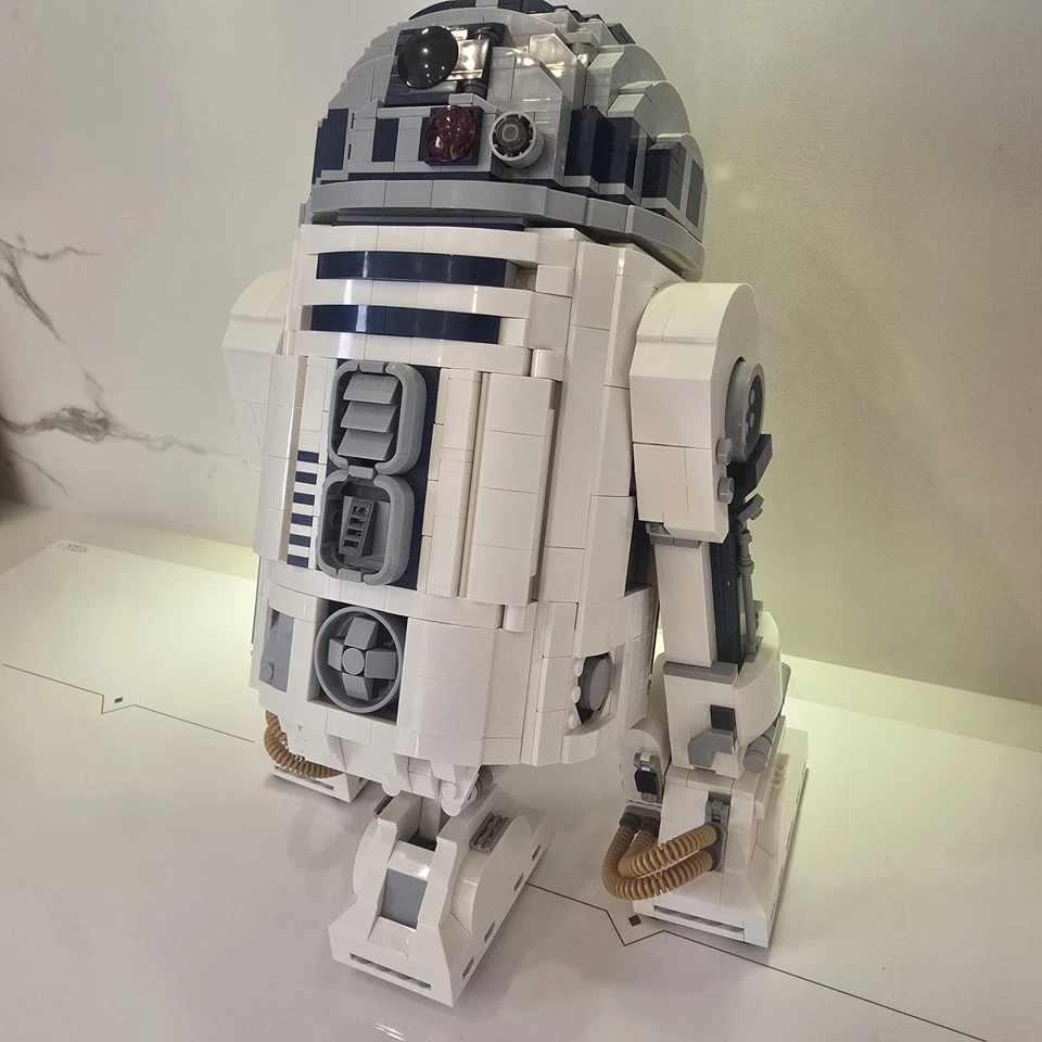 LEGO 75308, photo 2 sur 5