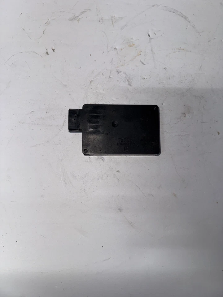 Módulo sensor de objeto de punto ciego trasero GMC Acadia Denali 2013-2016 OEM 23424680 Foto 3 de 3