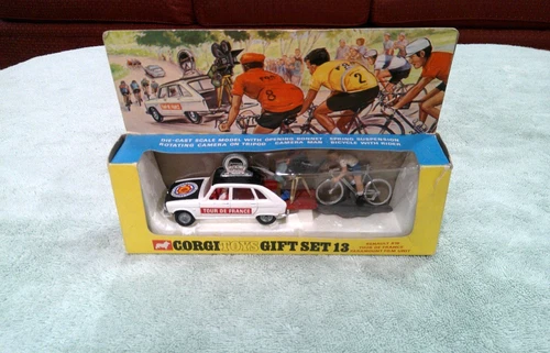 1960's Corgi Toys Gift Set 16 Renault Toiur De France Camera Car Bike W/ Box