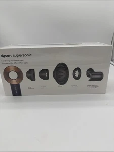 Dyson Supersonic Séchoir à cheveux standard avec accessoires pour diffuseur (pourpre et or)