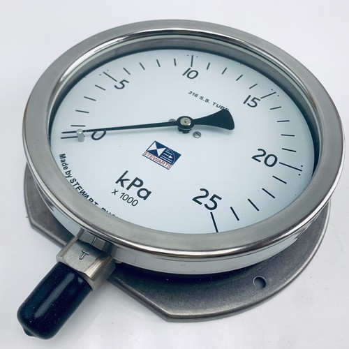 STEWART BUCHANAN 522SBF Pressure gauge 150mm 0 - 25000 kPa 3/8" BSP Back Mount