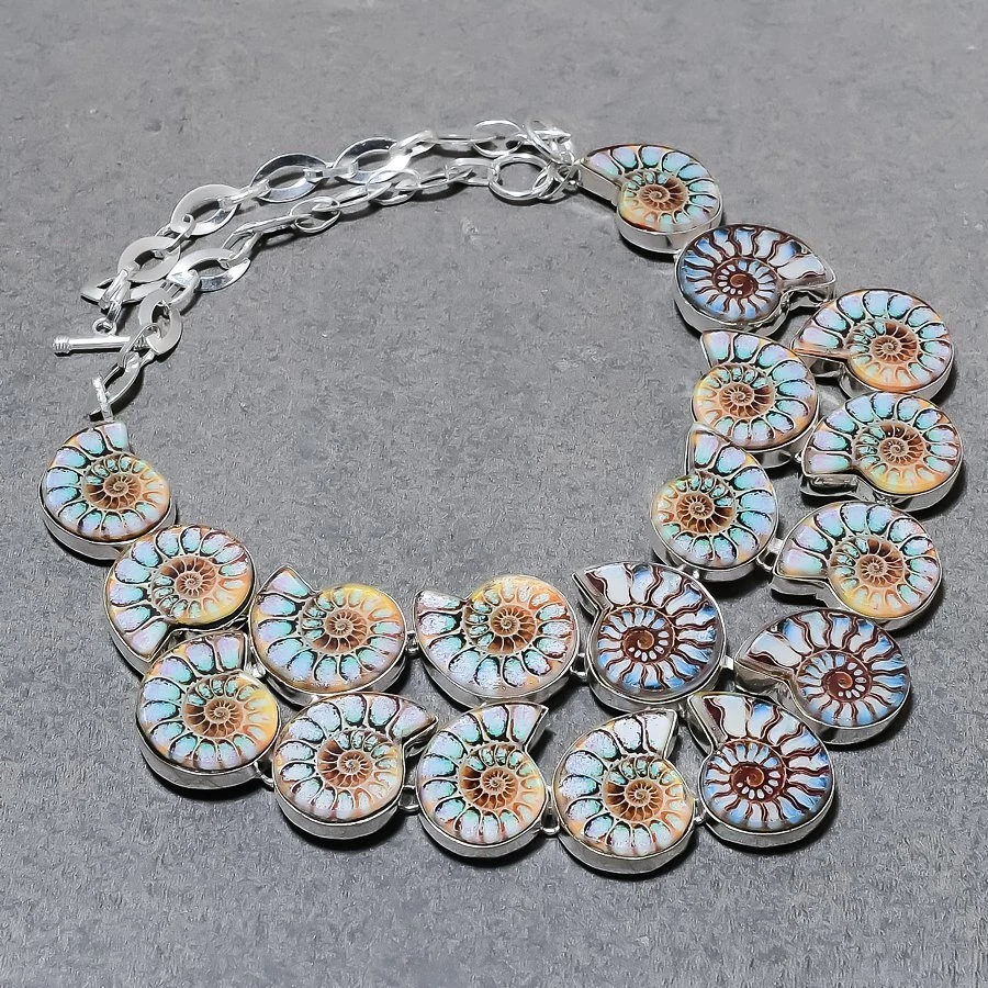 Collar delicado de joyería de regalo de boda hecho a mano con piedras preciosas de amonita azul 18" PG 6764 Foto 2 de 4