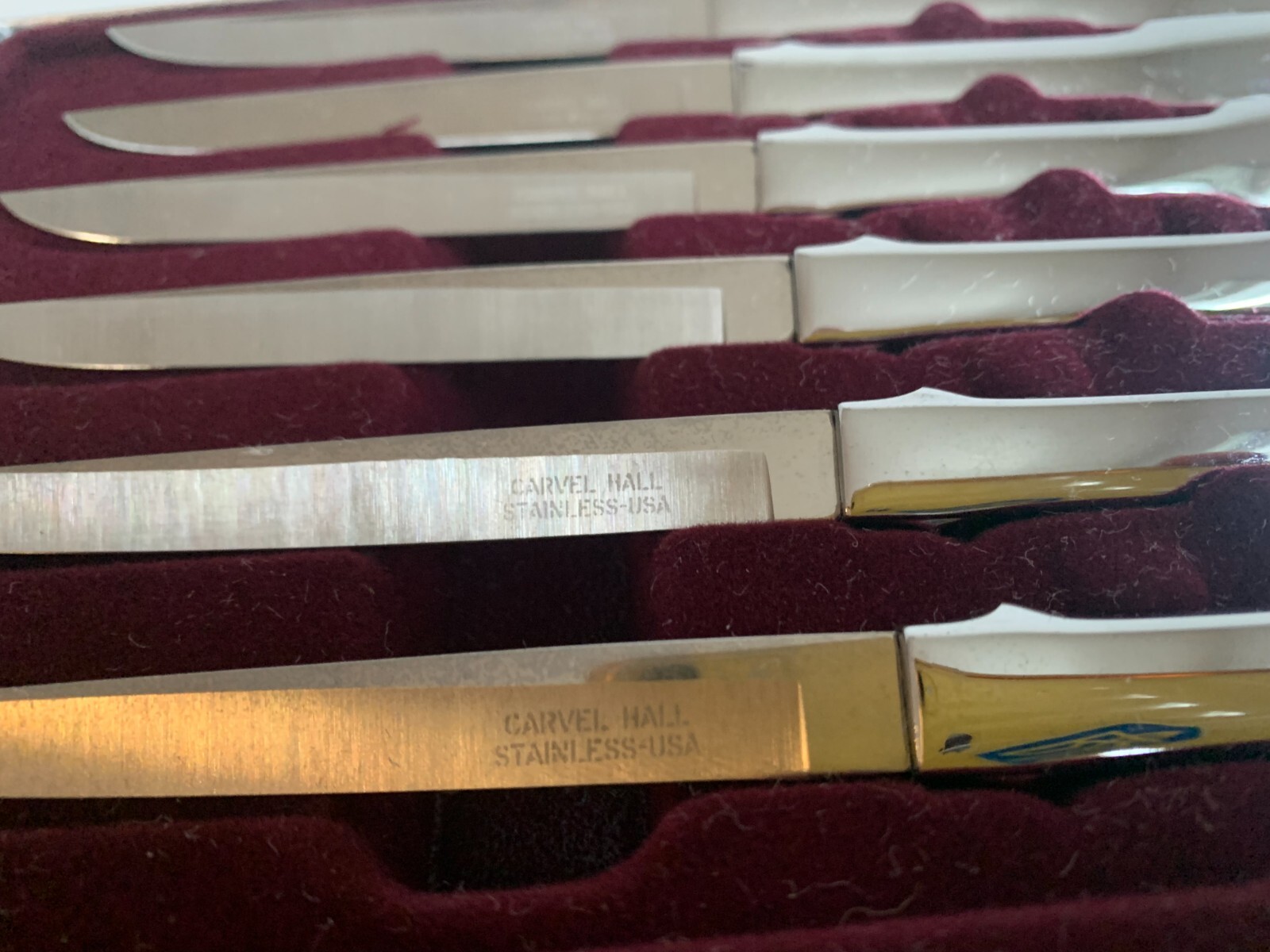 Set Carvel Hall High Quality Stainless Steel Steak Knives Made in USA  with Box