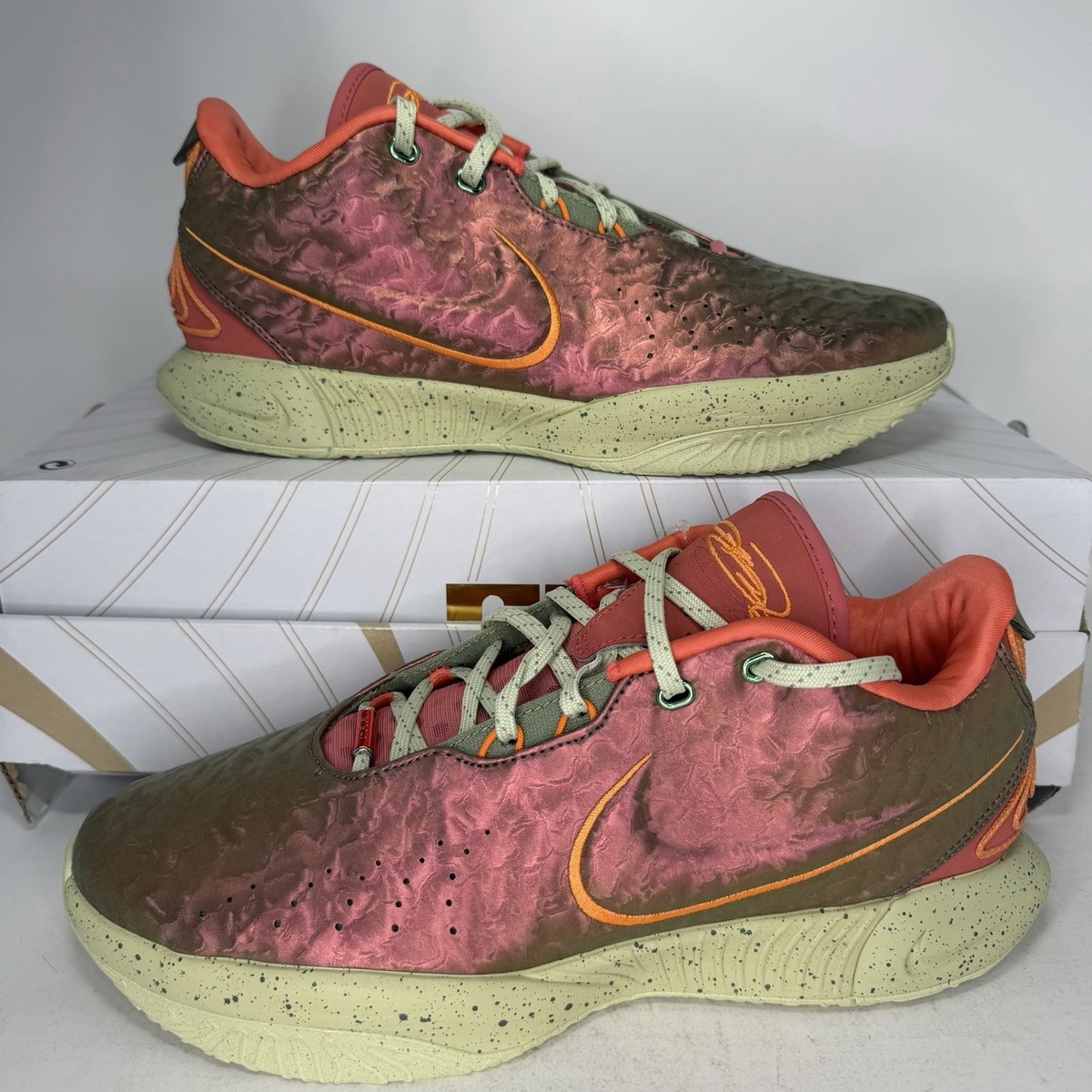 Nike Lebron XXI 21 Queen Conch Basketball Shoes Men's Sizes FN0708-800 NEW