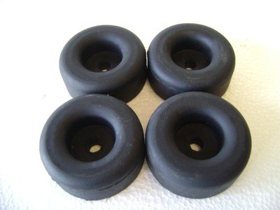 Set Of 4 Large Rubber Foot / Feet 2 1/2'' Dia (Heavy Duty) w Bolts Washers & Nuts
