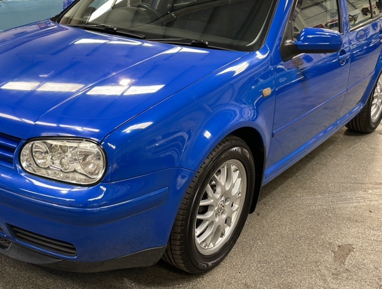 VW GOLF MK4 1998-2003 NEW PASSENGER LEFT WING JAZZ BLUE LW5Z NEW