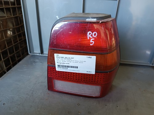 VW Polo 86C Steilheck Rücklicht Rückleuchte mit Lampenträger rechts
