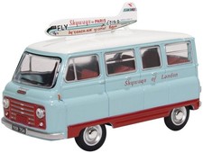 Oxford 1:43 Scale Morris J2 Van Skyways