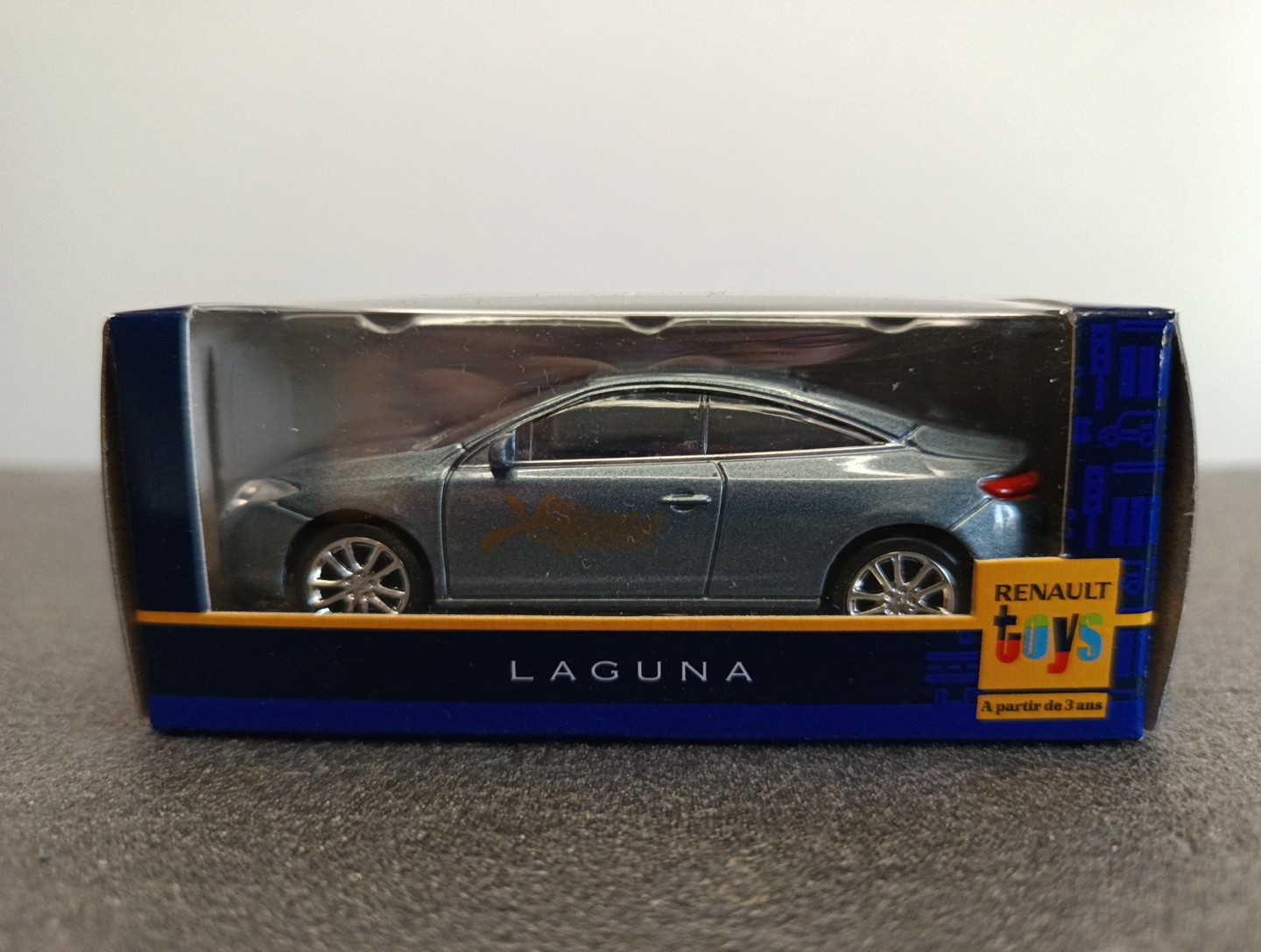 Norev - 1:43 - Renault Laguna Estate Voiture de lannée